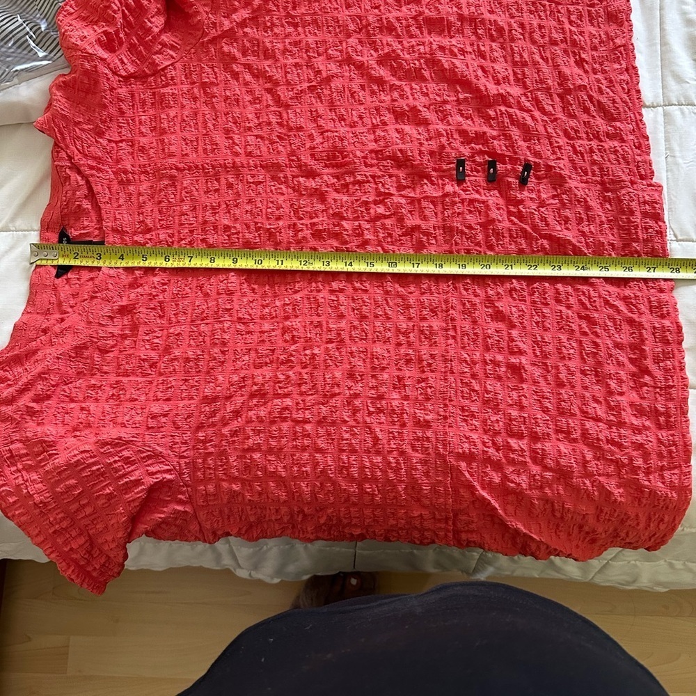 Ali Miles Red Oversized Ruched Tunic. 2X - Picture 8 of 9